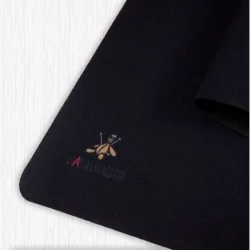 Compra Tapete de Neopreno 150x90cm - Negro Liso de Maldito Games al me