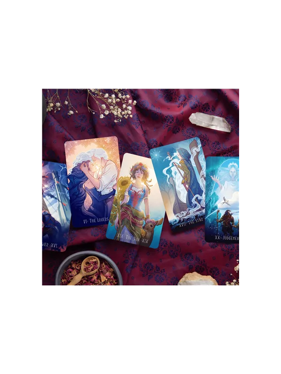 Compra Enchanted Realms Tarot de Cthulhu Project al mejor precio (49,9