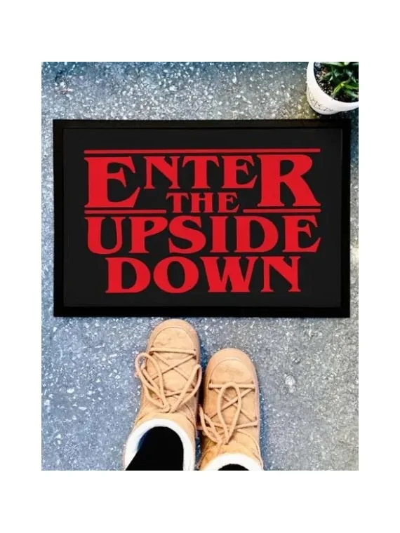 Compra Felpudo Stranger Things Enter The Upside Down de Grupo Erik al 