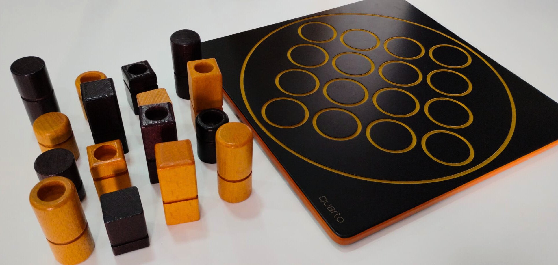 Quarto Juego de mesa de estrategia